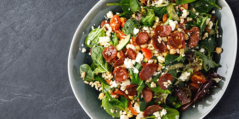 wintulichs-chorizo-salad-baby-spinach